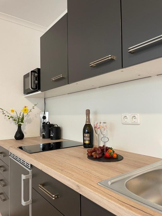 Schöne Souterrainwohnung in Seeshaupt Exterior foto